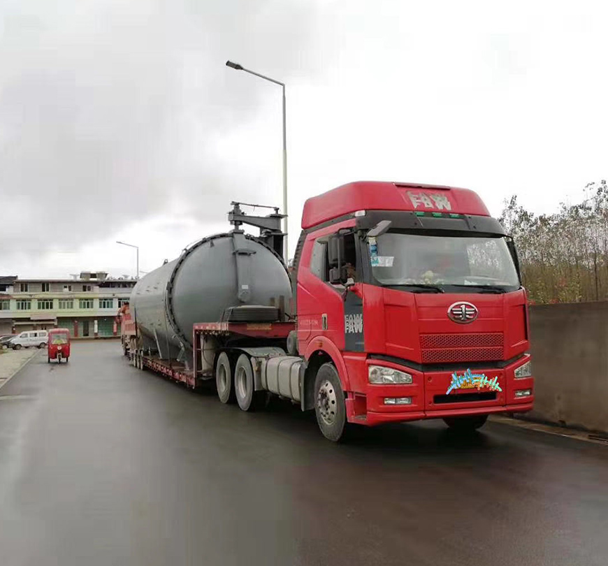 物流運輸平板車